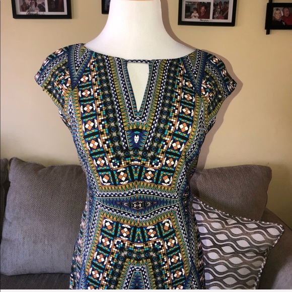 London style
Sheath dress
Geometric print size 12 - Picture 2 of 8